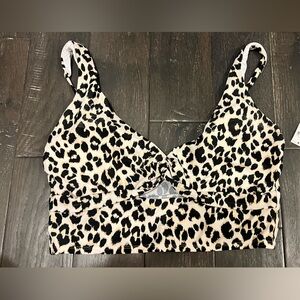 Old Navy Twist front bikini top